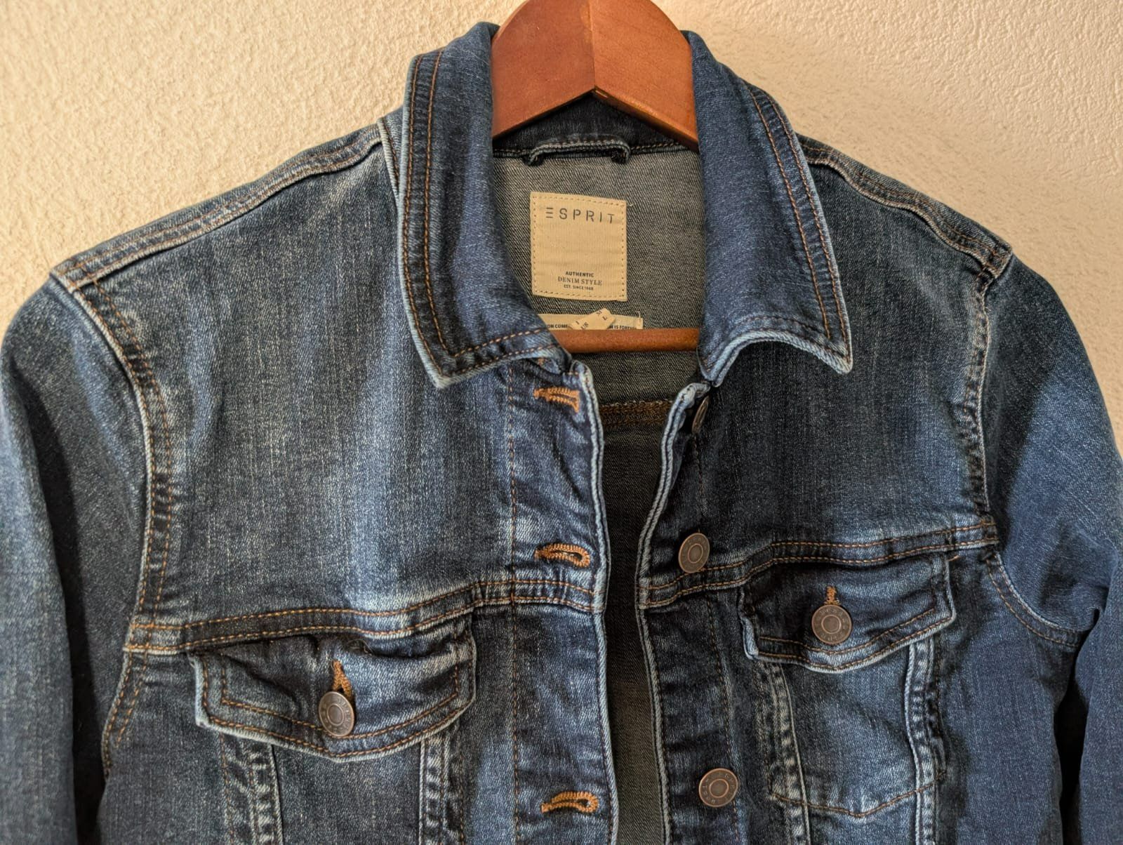 Jacken: Esprit Jeansjacke dunkelblau Gr. XS-S – Gebraucht aus Glattbrugg von Rose198 2
