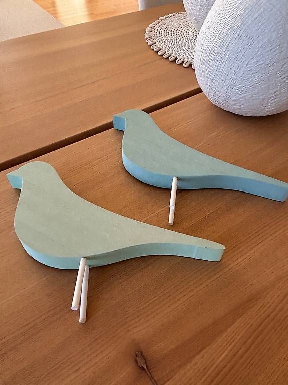 Alle Dekorationen: 1 Vogel Deko Holz Farbe bläulich – Gebraucht aus Bülach von marspi 2