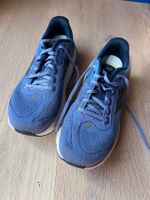 New Balance 860