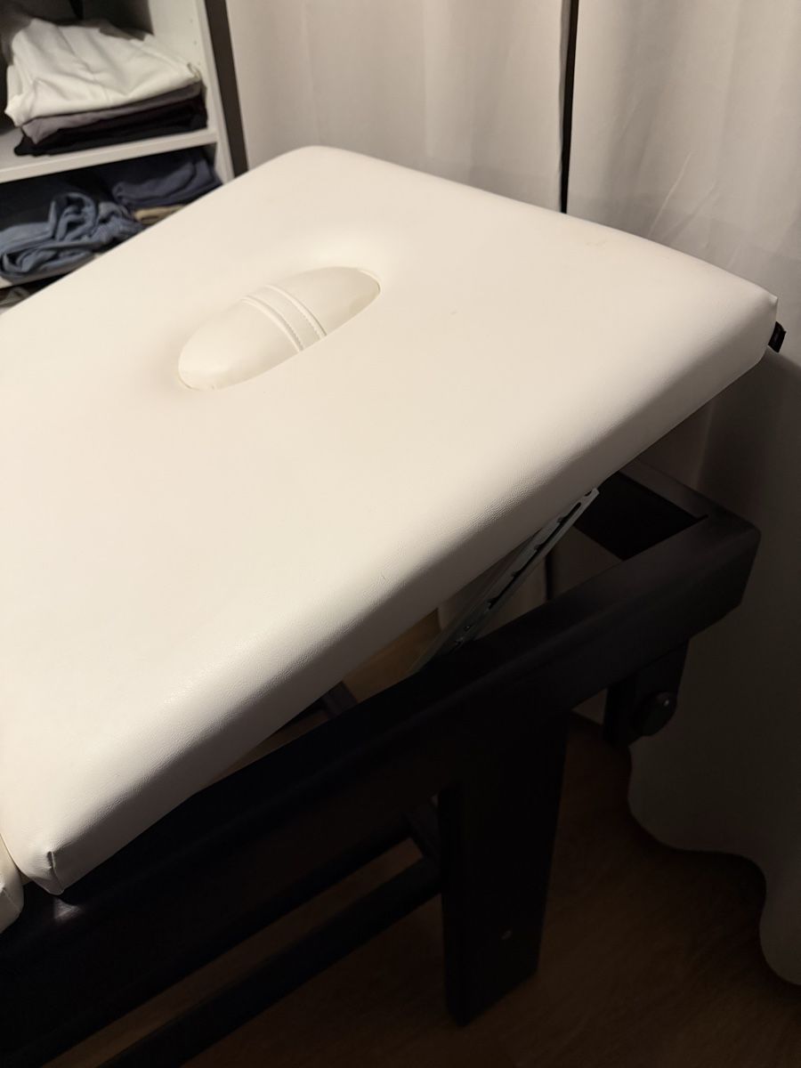 Kosmetik-& Massageliegen: Table de massage – Gebraucht aus Péry von Jes_n9g2 3