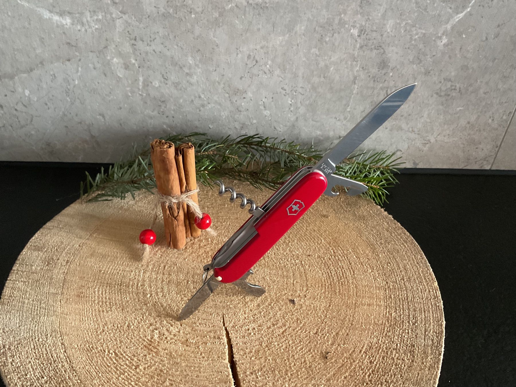 Victorinox Coltelli tascabile: Couteau poche VICTORINOX – Usato da Neuchâtel venduto da sta_7qfy 2