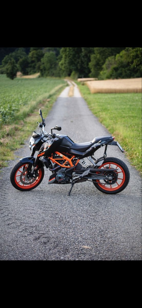 KTM Strada: KTM Duke 390 - MFK 2025 – Usato da Bottmingen venduto da schockokuchen
