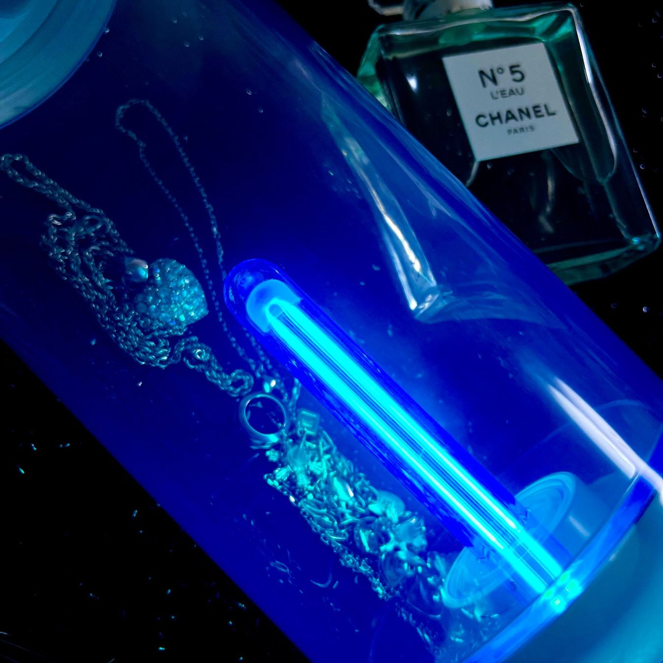 Pasti del neonato: tragbarer UV-Sterilisator Flasche schwarz oder weiss – Nuovo e nell'imballaggio originale da Wollerau venduto da Skyrush 5