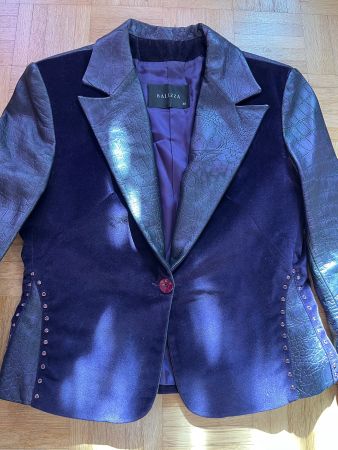 Elegant velour suit size S/M