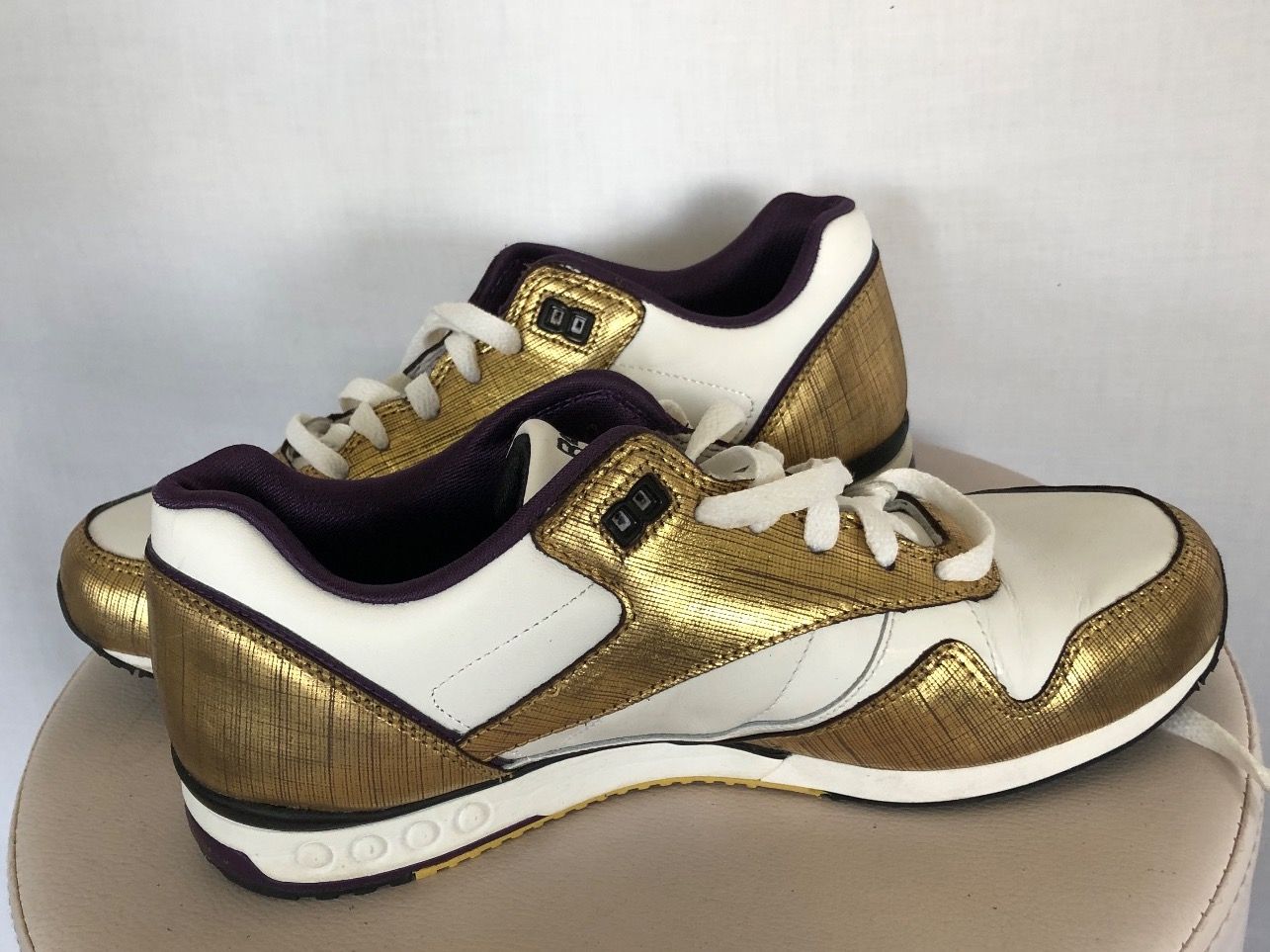 Reebok Scarpe da donna: Baskets blanches et dorées Reebok ERS Racers 40 – Nuovo (secondo la descrizione) da Coppet venduto da Vanessamode 2