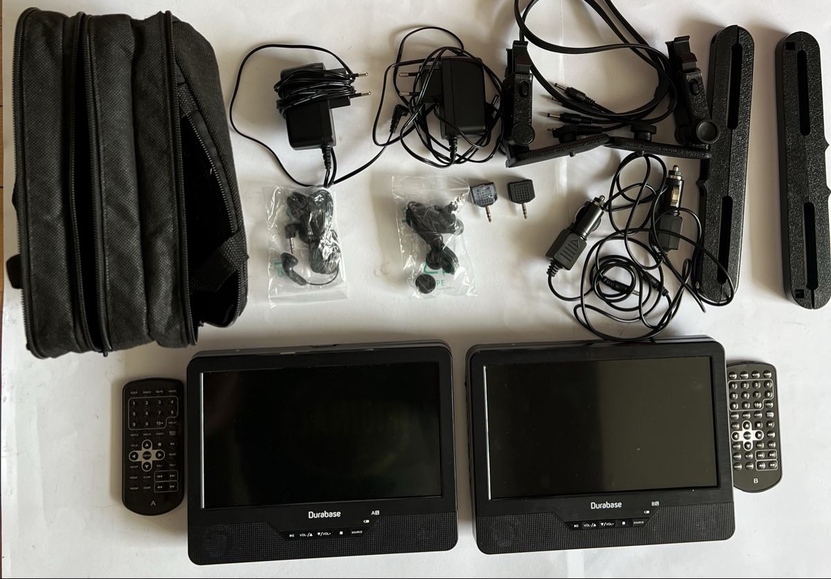 Durabase Lettore multimediale & Streamer: Durabase Twin 2. Portable DVD Player 2 Monitore Auto Camping – Nuovo (secondo la descrizione) da Oberhofen Thun'see venduto da SwissTreasure 3