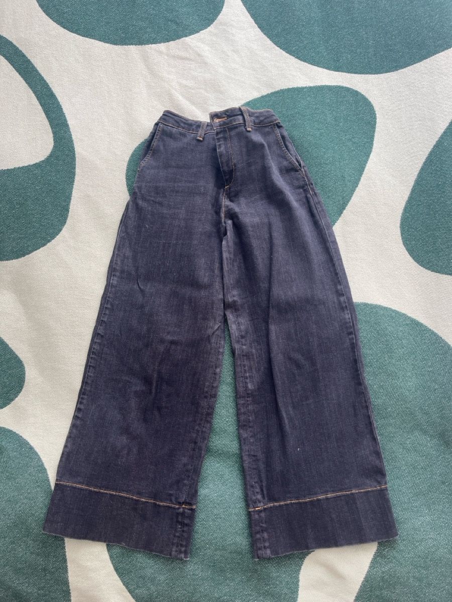 Jeans: schwarze, weite Jeans – Usato da Andwil SG venduto da sas_m9tn