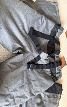 Skihose Celsius grau mit Hosenträgern Grösse XL neuwertig