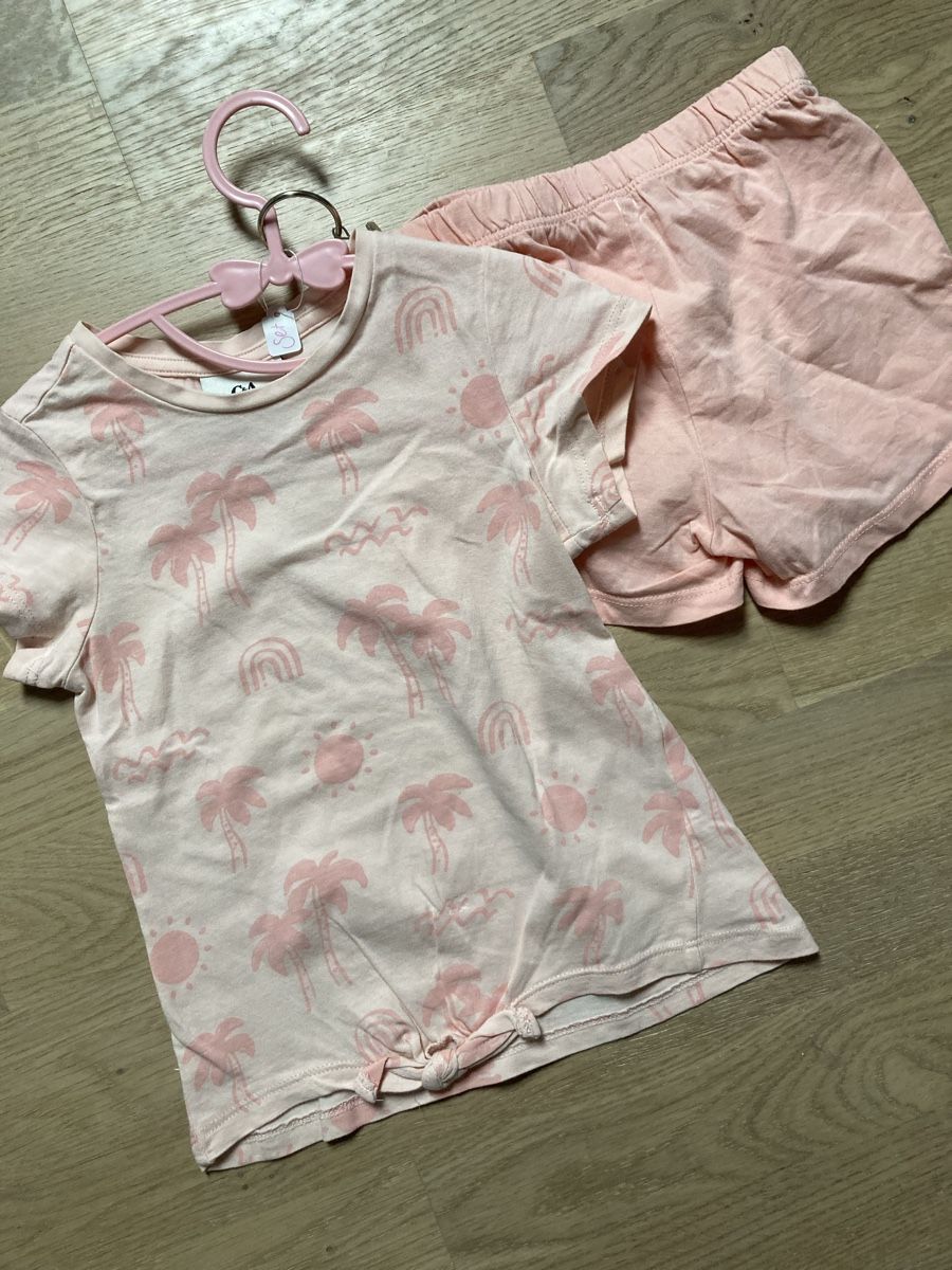 Pyjamas & Ähnliches: Mädchenpyjama Gr.98/104 – Gebraucht aus Kefikon ZH von Klukka97 1
