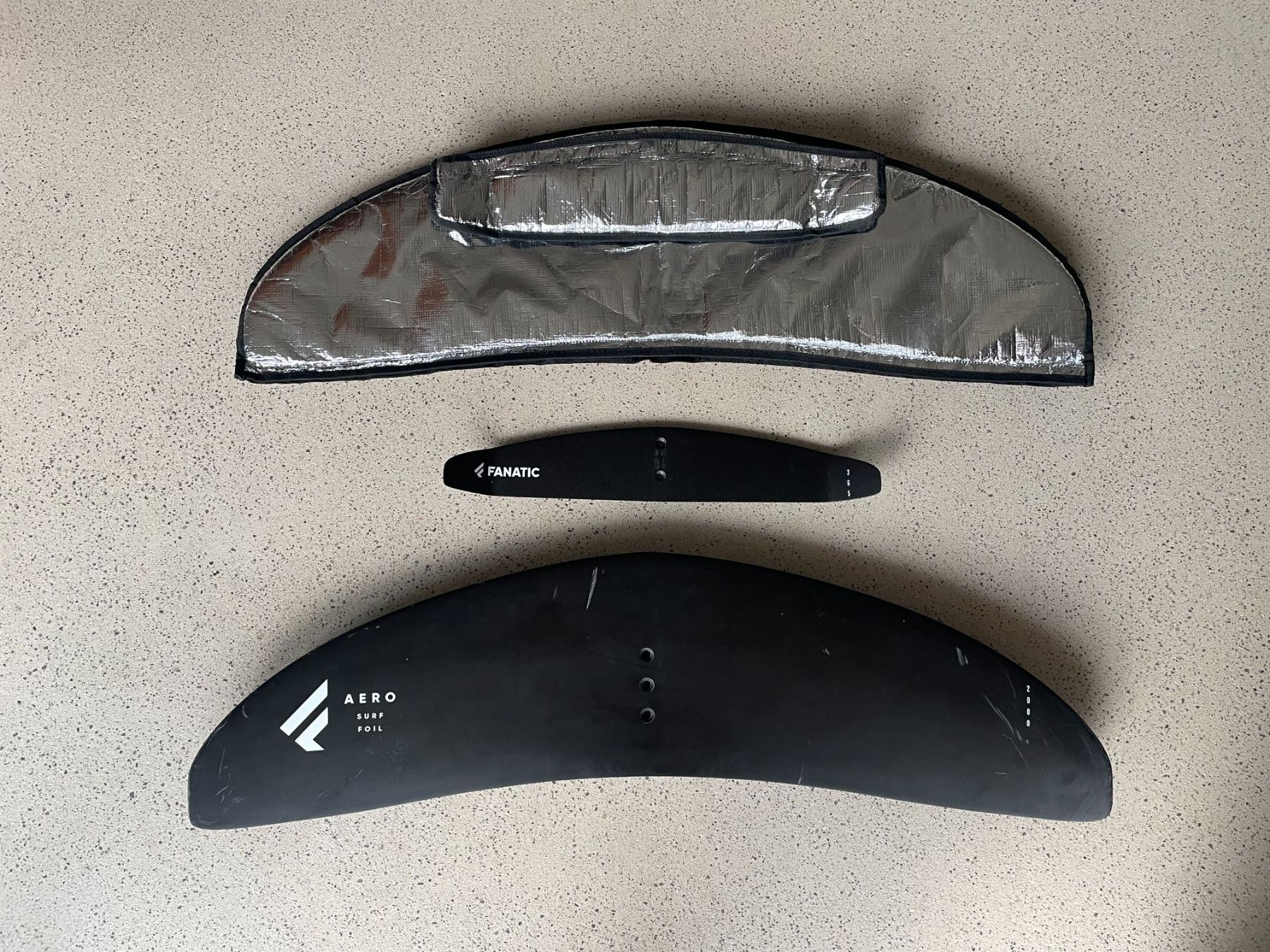 Tavole da surf e di nuoto: Fanatic Aero Foil mit Schutzhülle – Usato da Zürich venduto da franziska019 1
