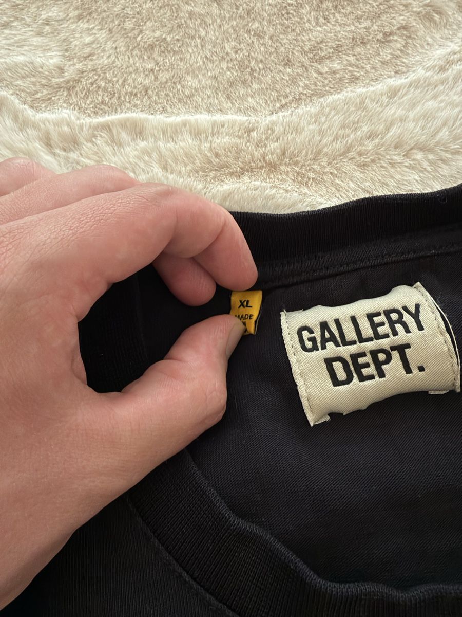 Gallery Dept. T-Shirts: Gallery Dept T-shirt  – Gebraucht aus Sornetan von ili_k9dc 3