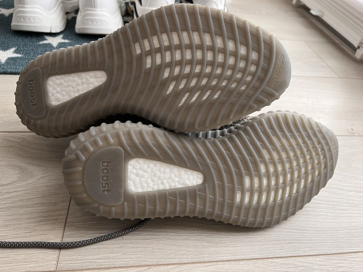 Adidas Scarpe da uomo: NEU: Yeezy Boost 350 V2 – Nuovo (secondo la descrizione) da Basel venduto da chri_kra 3