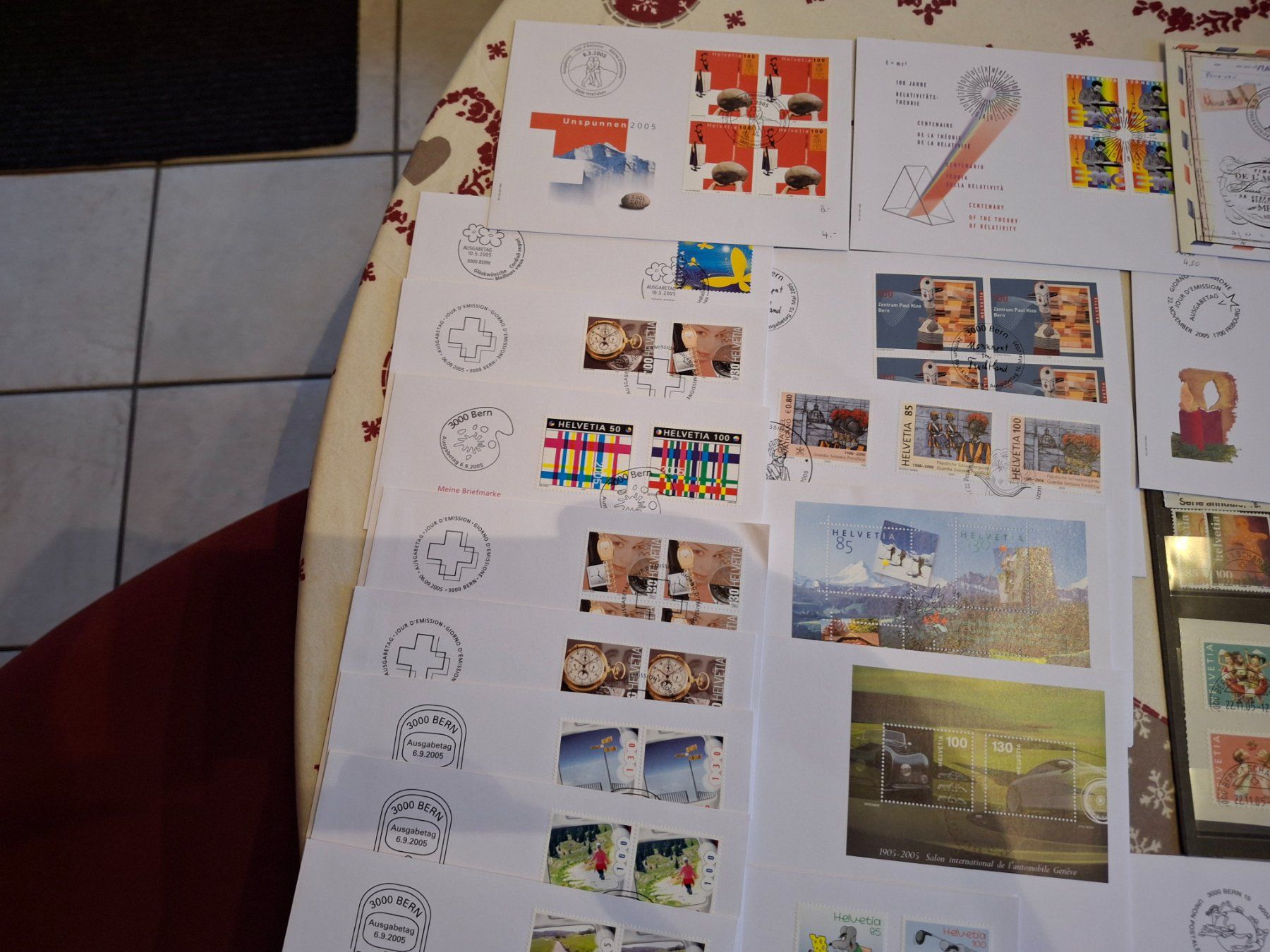 Alle Briefmarken: timbre année 2005 timbre isolé, bloc de 4 et 65 FDC – Gebraucht aus Sorvilier von carose01 4