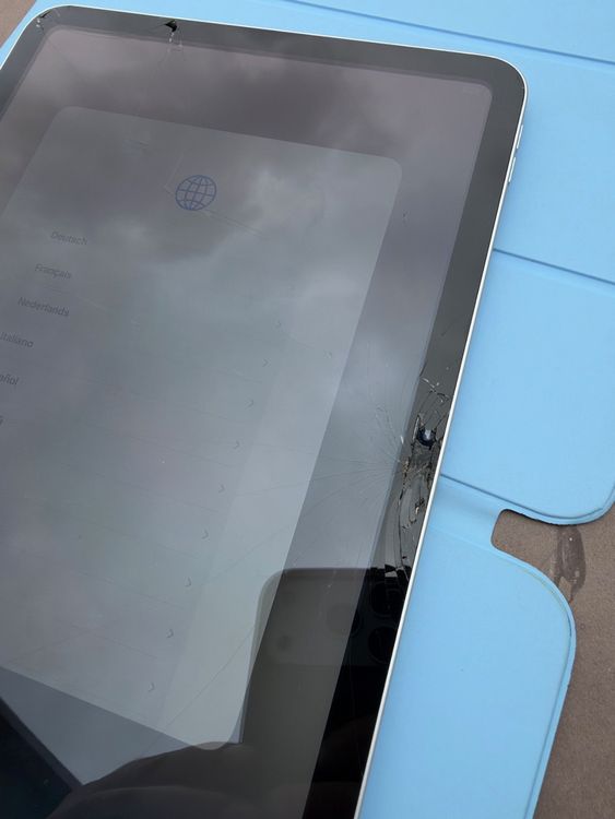 Apple iPad (A16) 2025 (Gebraucht) in Thalwil für CHF 70 – mit Lieferung ...