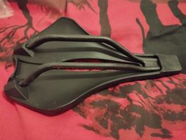 Bike Saddle with carbon rails - 100% new