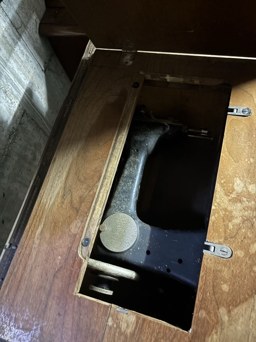 Macchine da cucire: Nähmaschine – Usato da Ruswil venduto da seat-driver 1