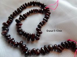 wunderschöne "Granat" Perlen/Nuggets 5-10mm - 1 Strang