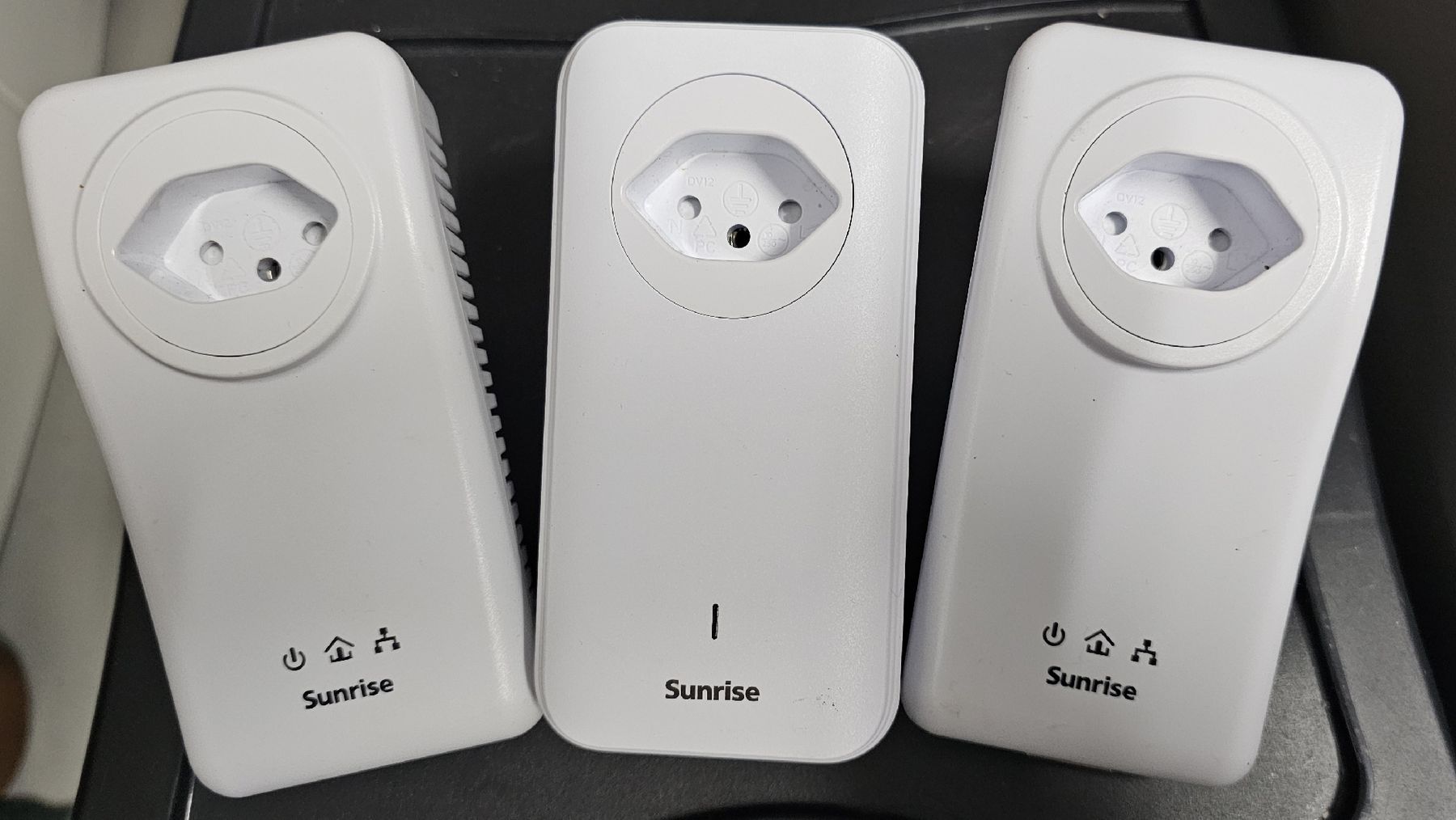 WiFi: Sunrise Powerline 3 Stück - Gebraucht – Usato da Holderbank AG venduto da Dale29