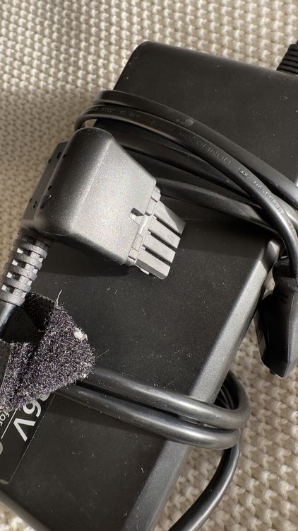 Caricabatteria E-Bike Panasonic 36V - Compatibile Kettler, Flyer, KTM, Kalkhoff NKJ064 (Usato)