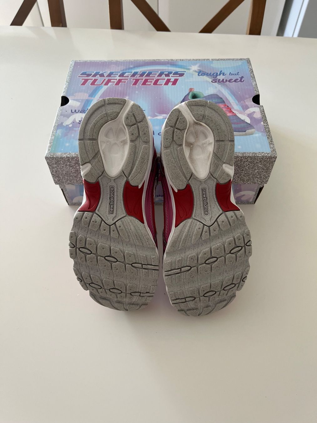 New Balance Scarpe per ragazze: New Balance Mädchen Gr.35 – Usato da Genève venduto da zuz_rd69 1