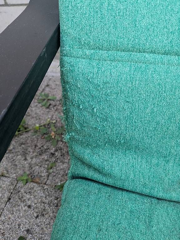 Poltrone: Ikea Poäng Sessel und Hocker grün – Usato da Wettingen venduto da S_Runa 2