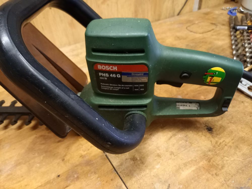 heckenschere-bosch-phs-46-g-gebraucht-in-seewen-sz-f-r-chf-7-nur