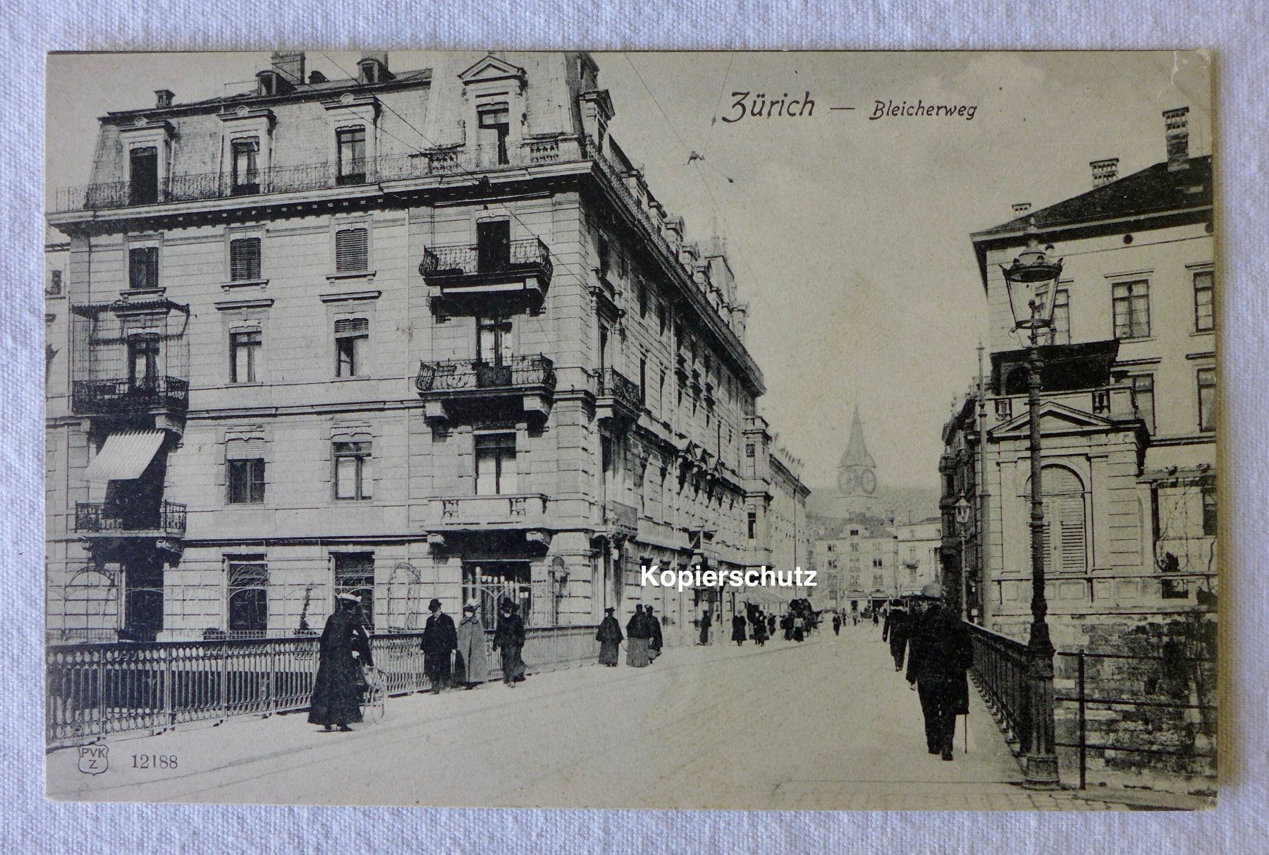 Cartoline postali: AK ZÜRICH, Bleicherweg, Brücke, belebt – Usato da Wallisellen venduto da aloa09
