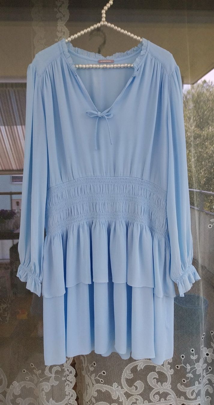 Hemisphere Vestiti: Kleid HEMISPHERE,neuwertig,CH-Gr.40, 140 Fr. – Nuovo (secondo la descrizione) da Bülach venduto da reguskon