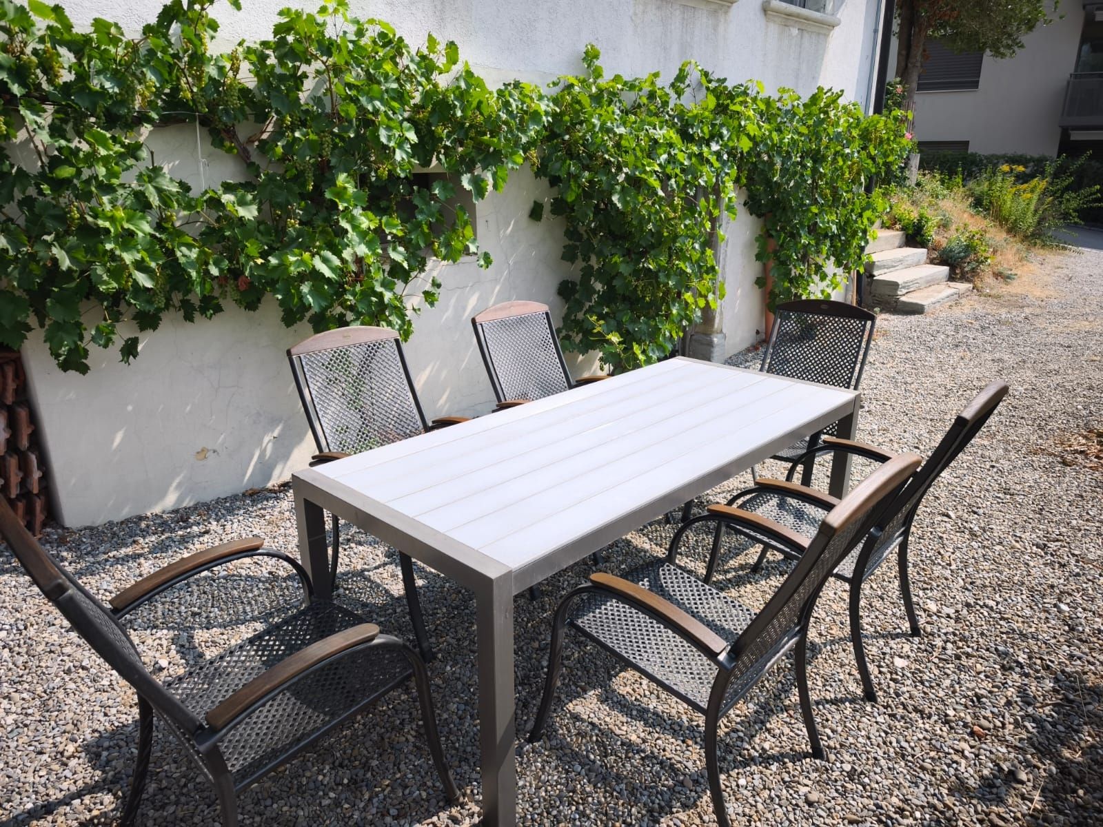 Chaises: Garten-Sitzgruppe mit 6 Gartenstühlen – D'occasion à Wünnewil par norii11 3