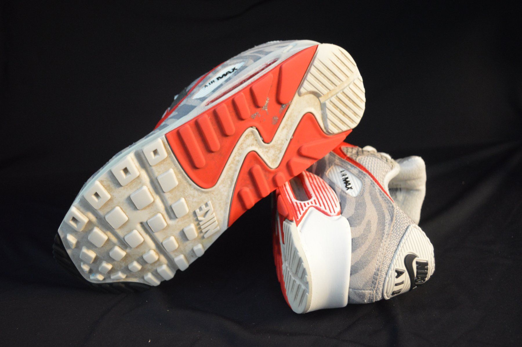 Nike Herrenschuhe: Nike Air Max 90 Schuhe Grösse 44.5 – Gebraucht aus Buchs SG von die_zc5l 3