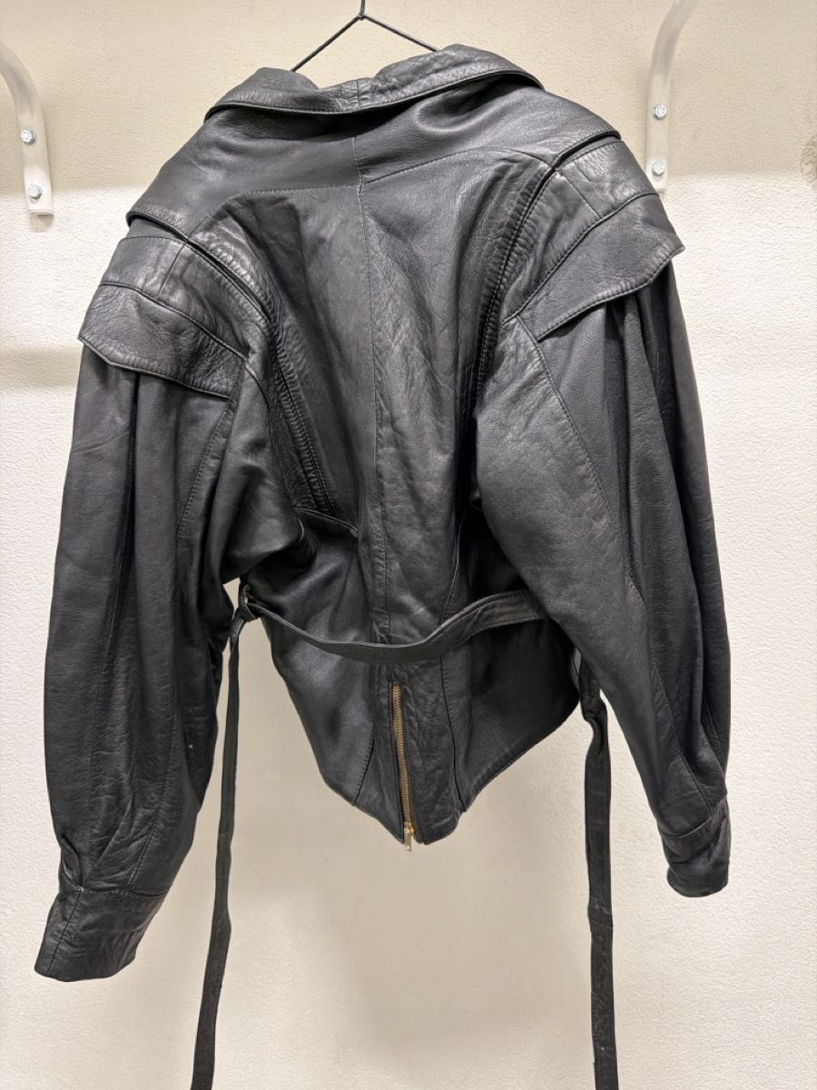 Giacche: Schwarze Vintage Lederjacke, Grösse L  – Usato da Glattbrugg venduto da Vintage94 1