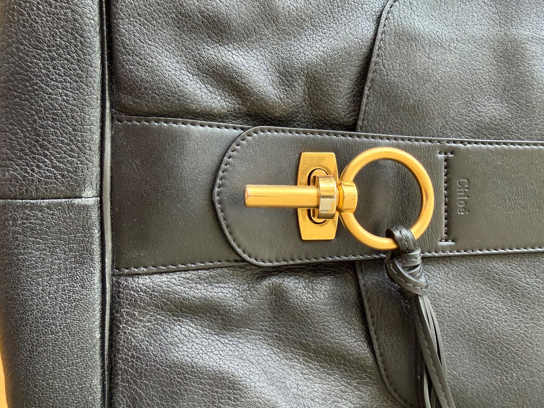 Chloé Borse da donna: Schwarze Chloé Ledertasche, Top Zustand – Usato da Zürich venduto da nit_k5jm 4