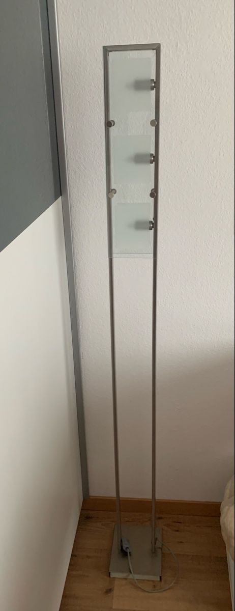Lampes: Ständerlampe – D'occasion à Volketswil par Serwohl