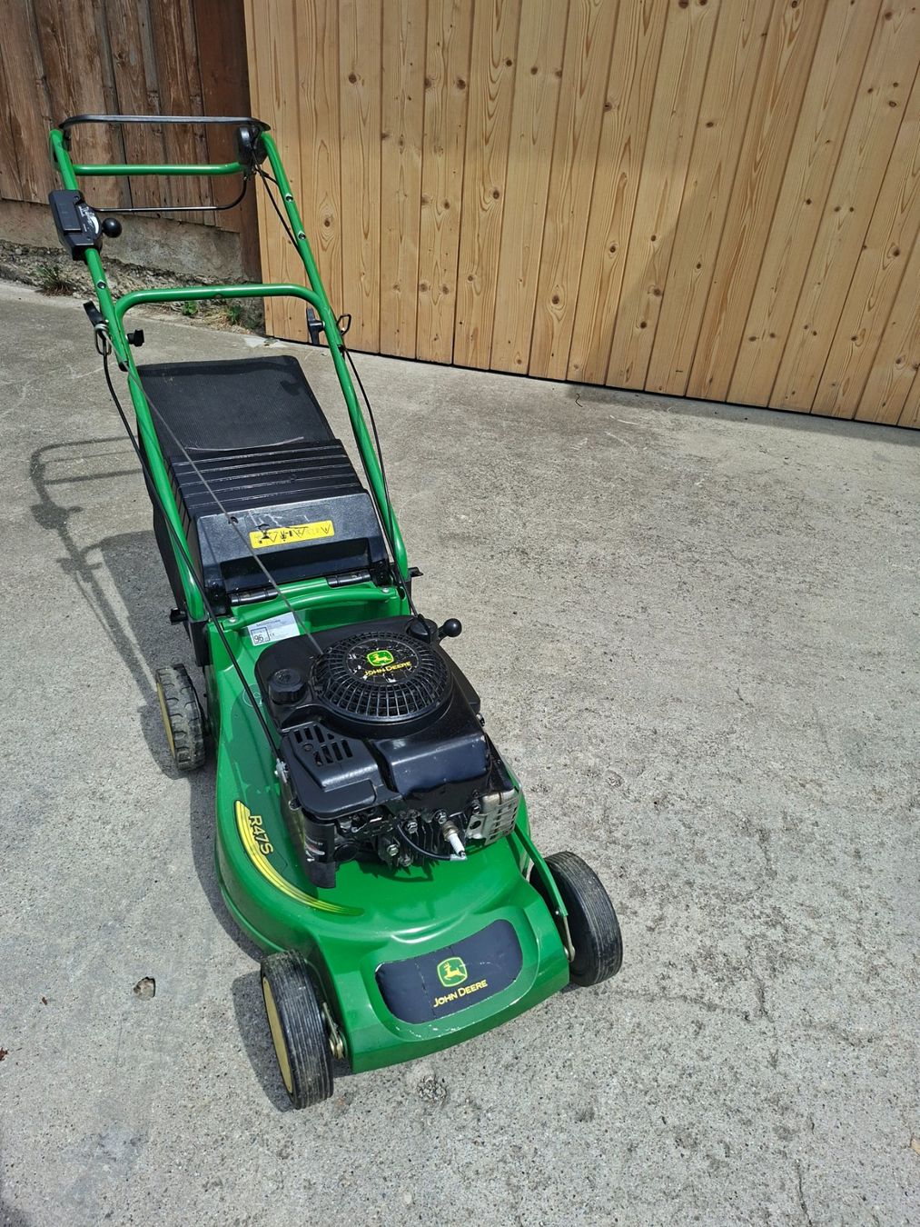 John Deere Tagliaerba: Rasenmäher John Deere R47S mit Radantrieb – Nuovo (secondo la descrizione) da Niederuzwil venduto da Dakitiki