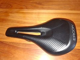 Ergon SM E-Mountain Women Sattel schwarz guter Zustand