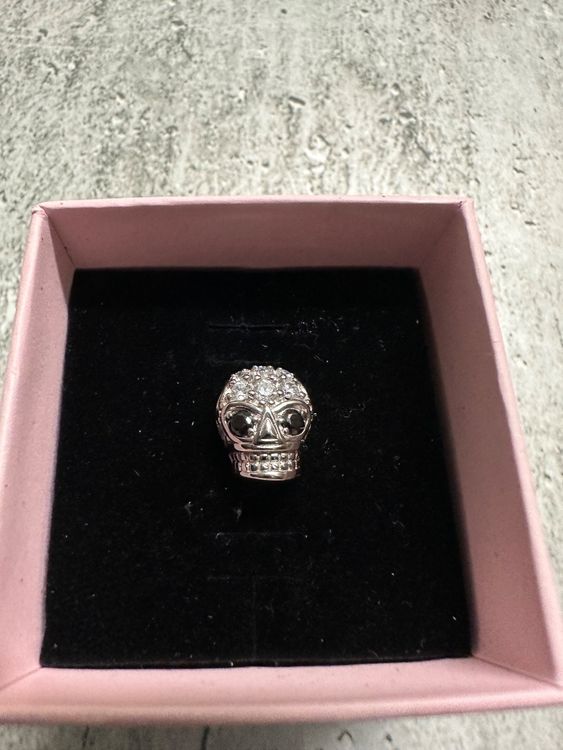 HSLFUAI Luxus Schmuckbox Mit LED Licht - Flanell Geschenkbox Für Ring & Armband Schwarz