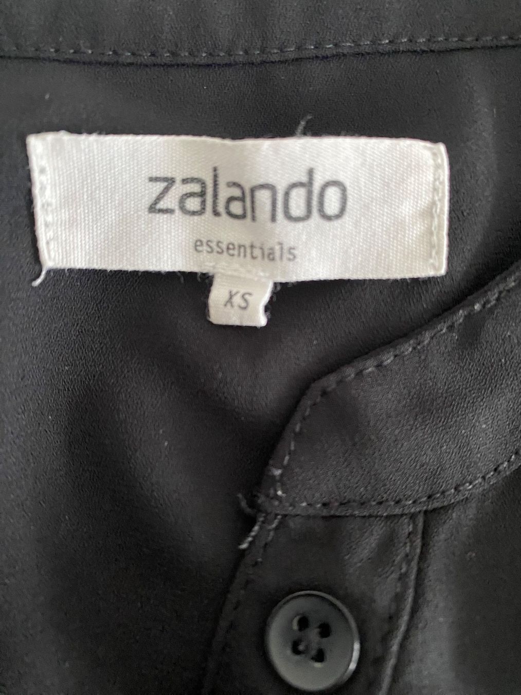 Blusen: Bluse schwarz xs – Gebraucht aus Herrenschwanden von Cate67 3