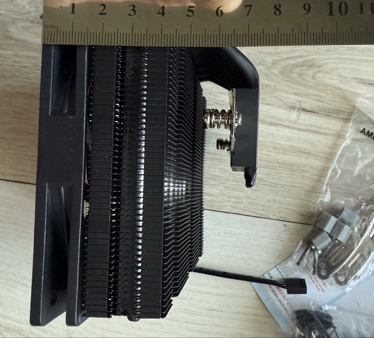 Composants électroniques: Low profile CPU cooler 77mm – Neuf (Voir description) à Leysin par awo_cm7y 3