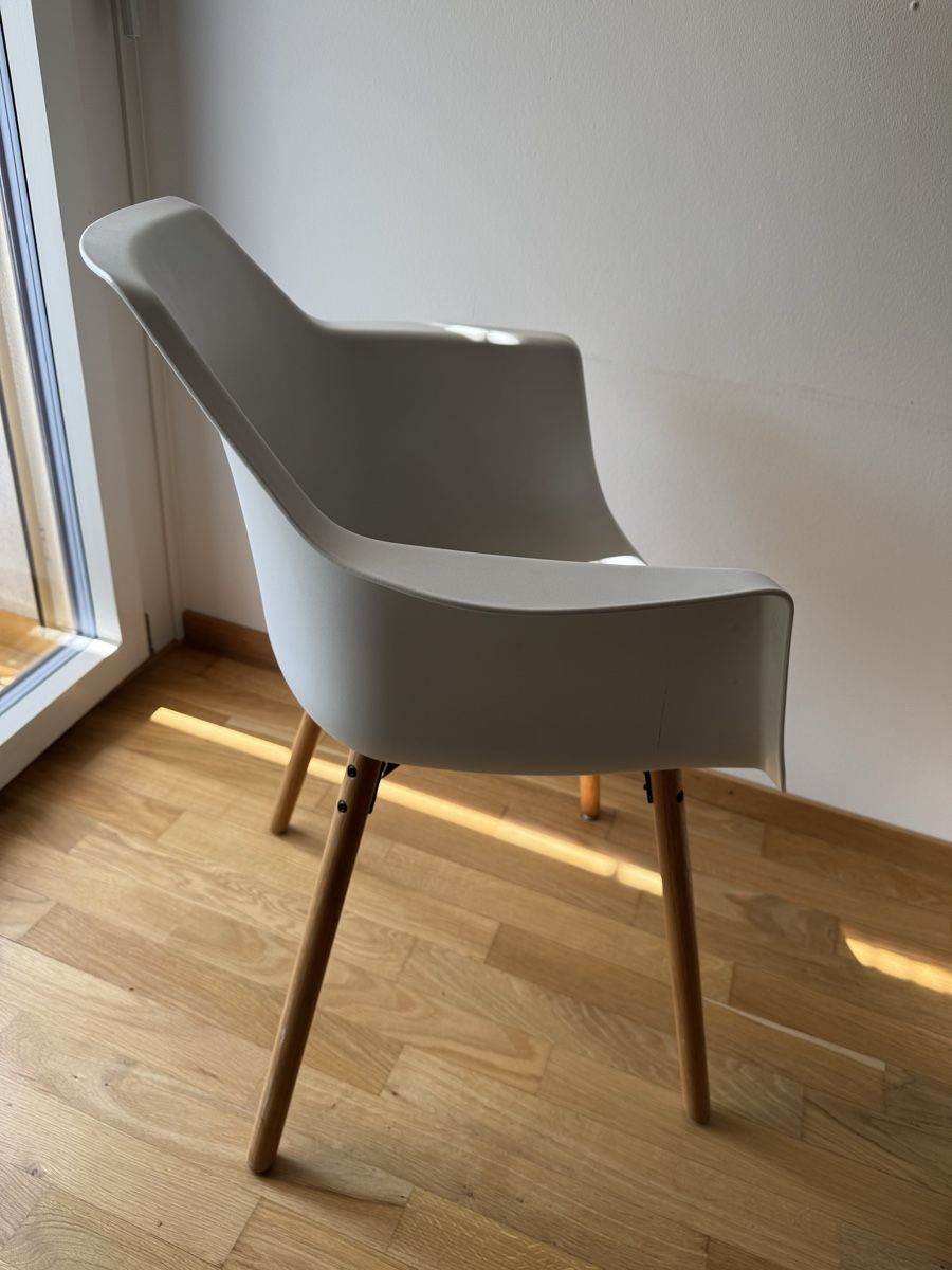 Chaises: 4 Stühle – D'occasion à Zürich par raf_5x62 1