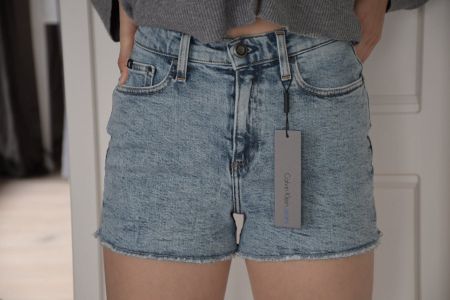 neu Schorts von Calvin Klein gr. 27