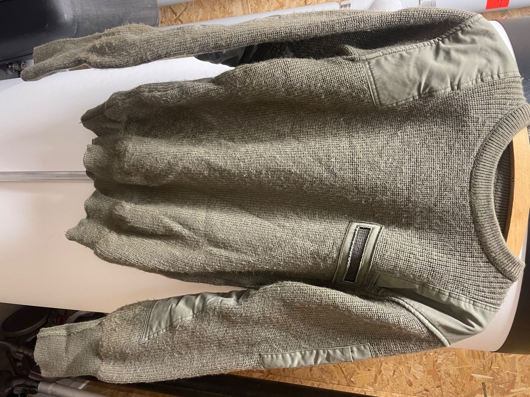 Armée suisse Uniformes: Instruktor Pullover – D'occasion à Oberiberg par stab