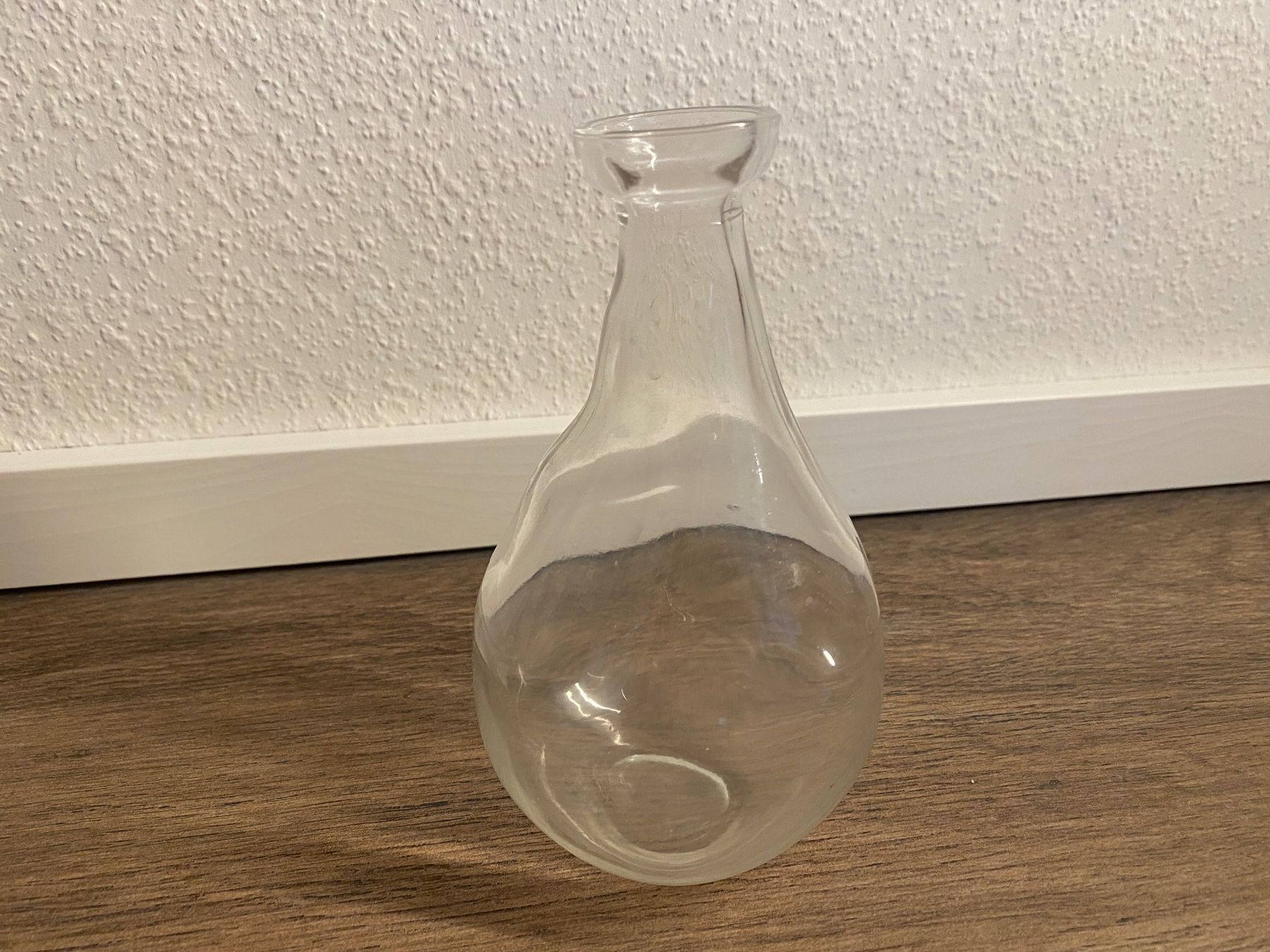 Vasen & Gefässe: Glasvase klein 14.5 cm hoch – Gebraucht aus Pratteln von a23_j2gs 1