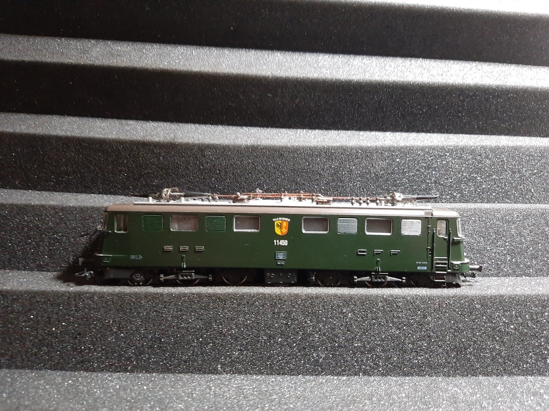 Roco Modellini di ferrovie: ROCO 11450 GENEVE REF.25 – Usato da Avully venduto da RIVALIS 1