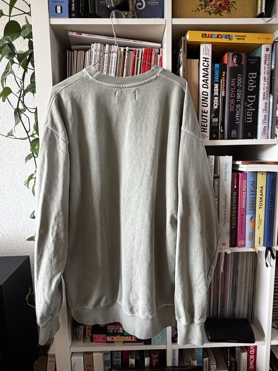 Revolution Pullover & Sweatshirts: Revolution Vintage Oversize-Sweater, Grösse M – Gebraucht aus Zürich von CallMeAppetite 4