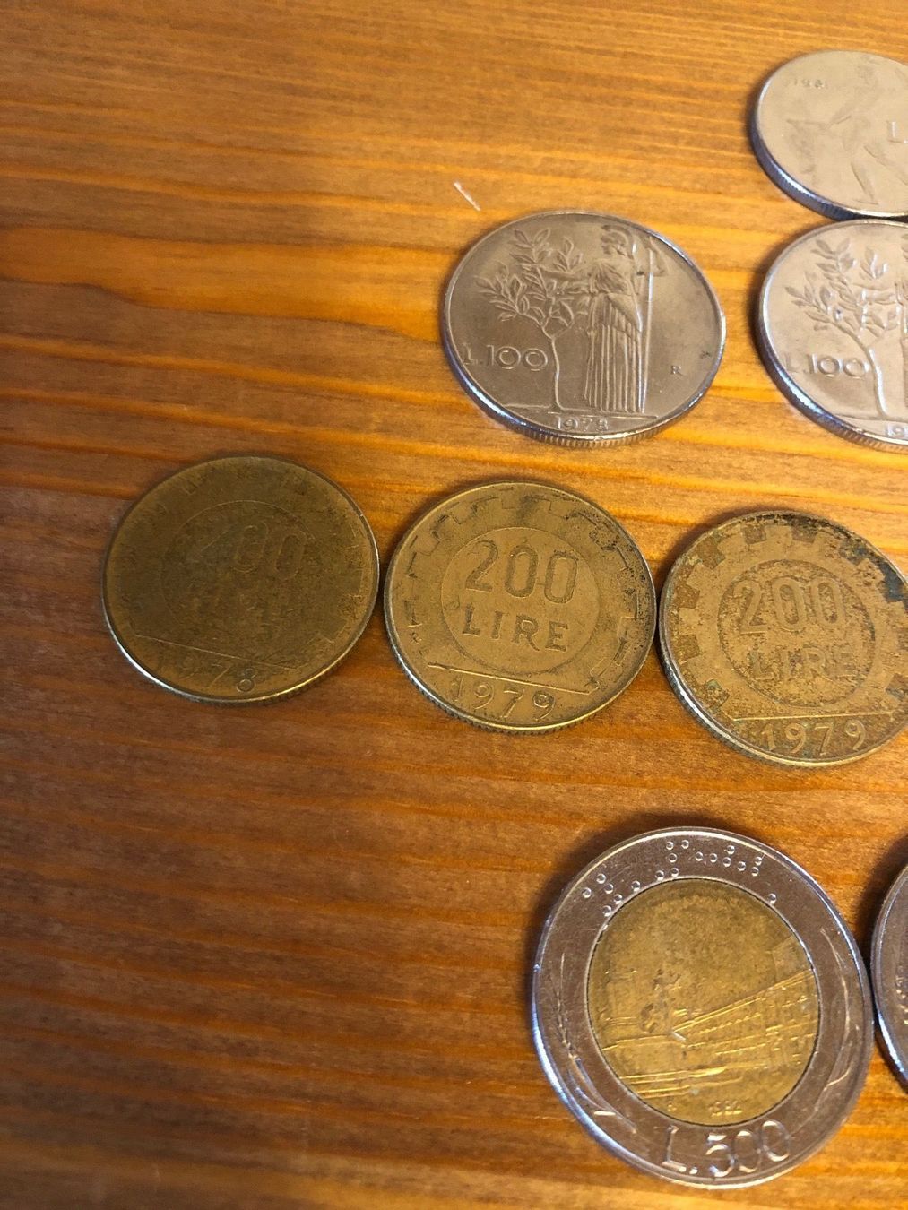 Tutti le monete: Monnaie lire italienne – Usato da Oron-la-Ville venduto da W.XIX 1