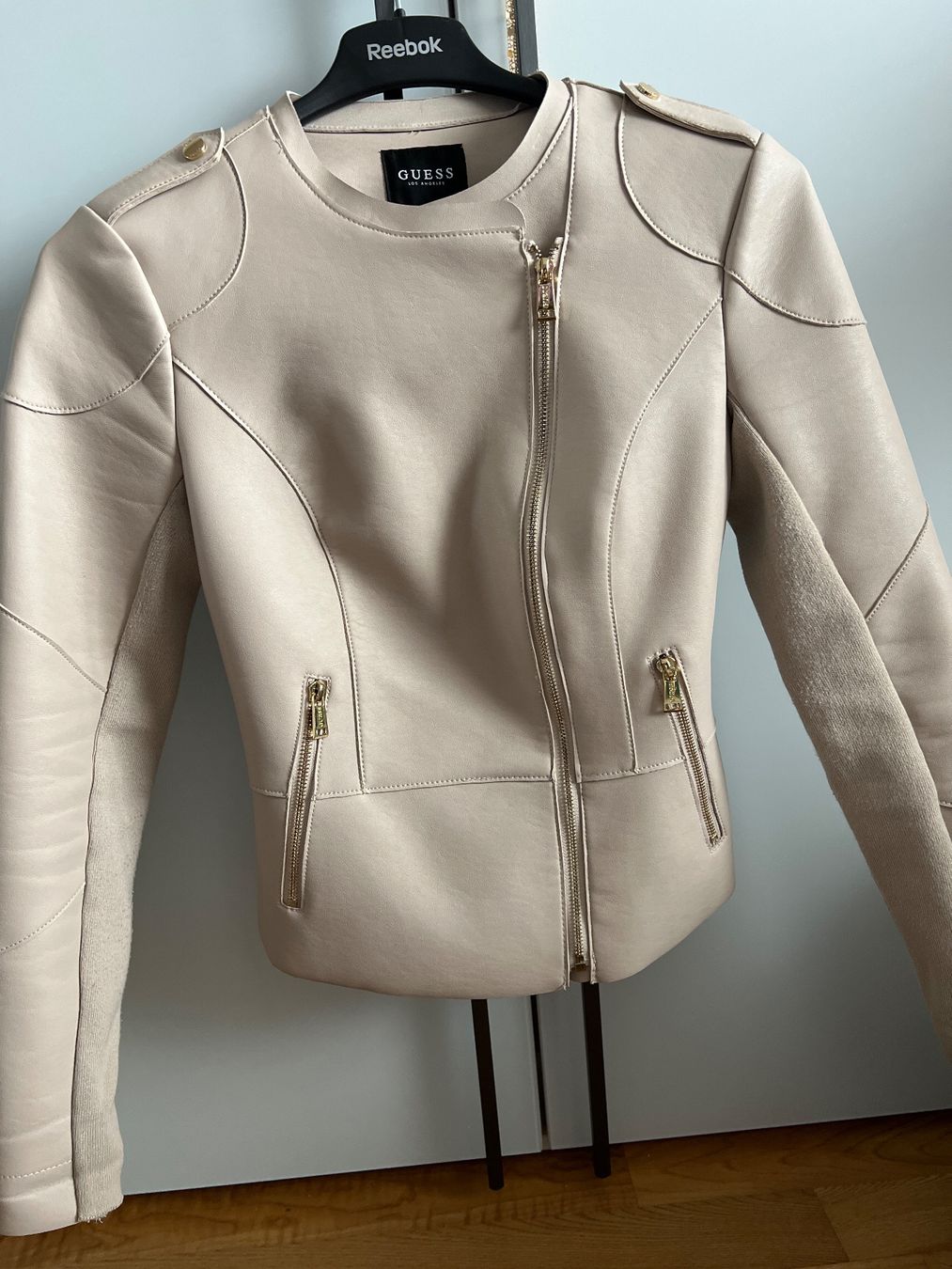 Guess Giacche: Guess Kunstlederjacke – Usato da Wangen an der Aare venduto da ram_mwq9 5