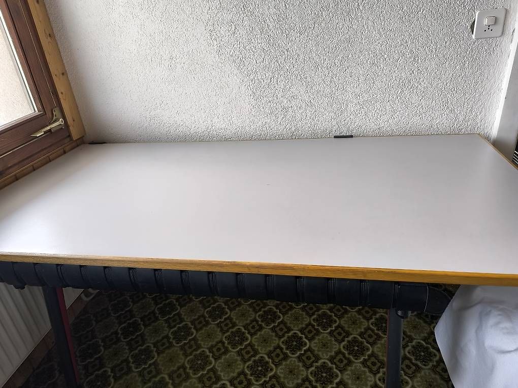 Scrivanie: Büro Tisch  – Usato da Walliswil-Nbipp venduto da australien2007