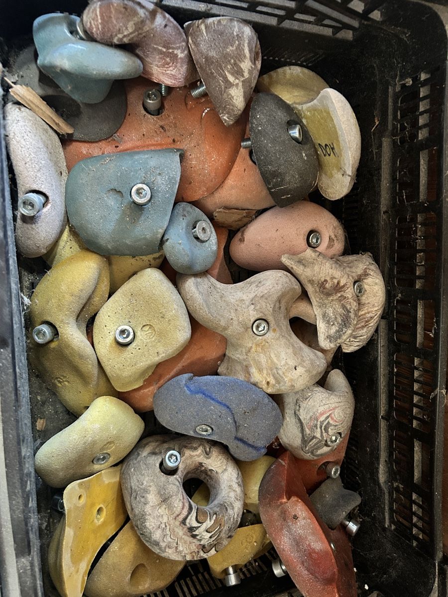 Kletterwände & Klettergriffe: Kletterwand – Gebraucht aus Reigoldswil von gol_959p 1