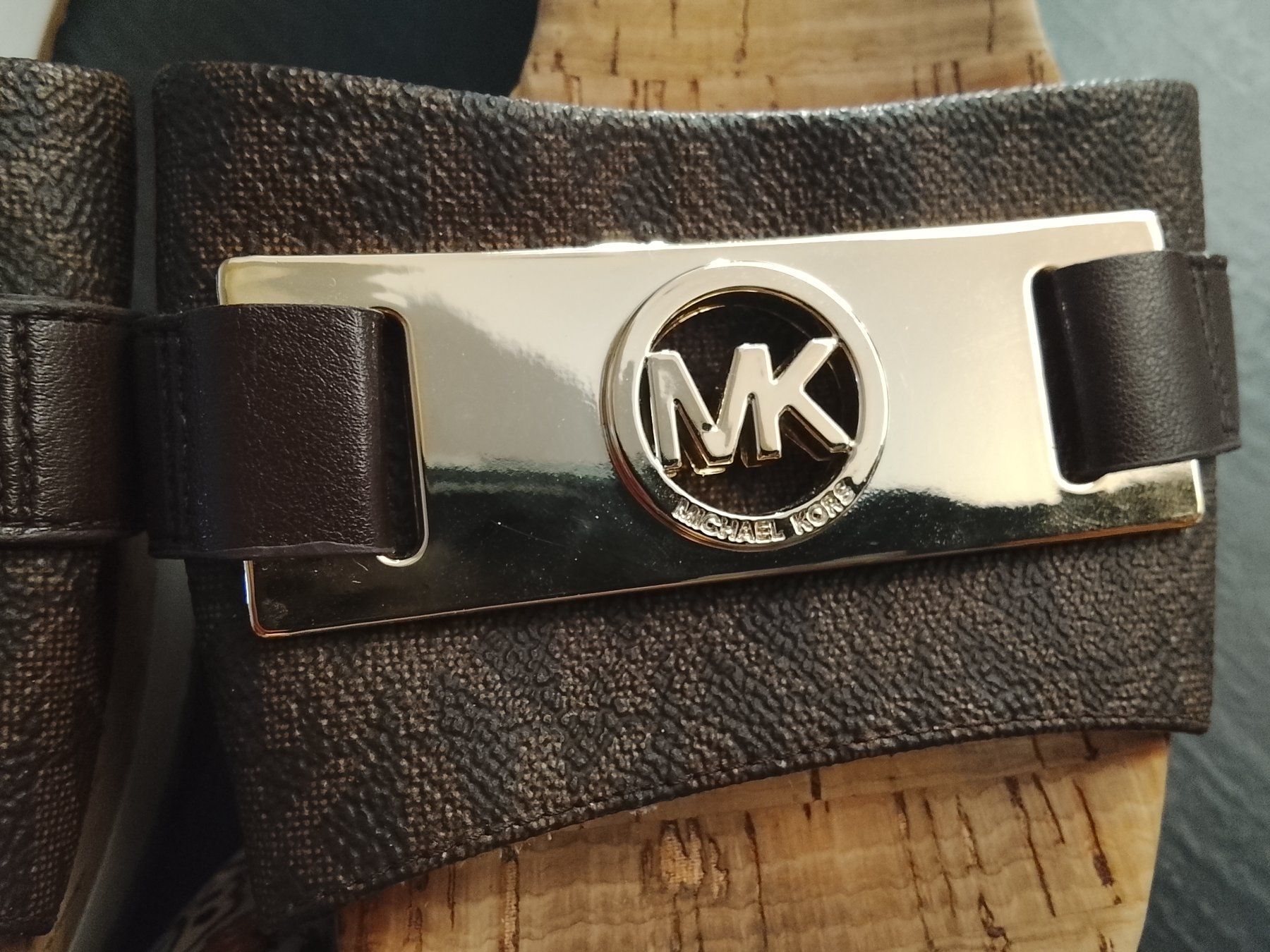 Michael Kors Scarpe da donna: Mules / sandales MK, neuves, taille 38.5 – Nuovo (secondo la descrizione) da Chavornay venduto da didou2009 4
