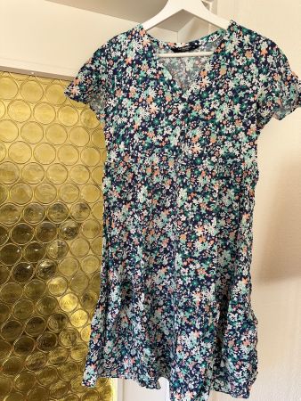 Geblümtes Umstandskleid Gr. 36 – Wie Neu 🤰🏻🌼🌸